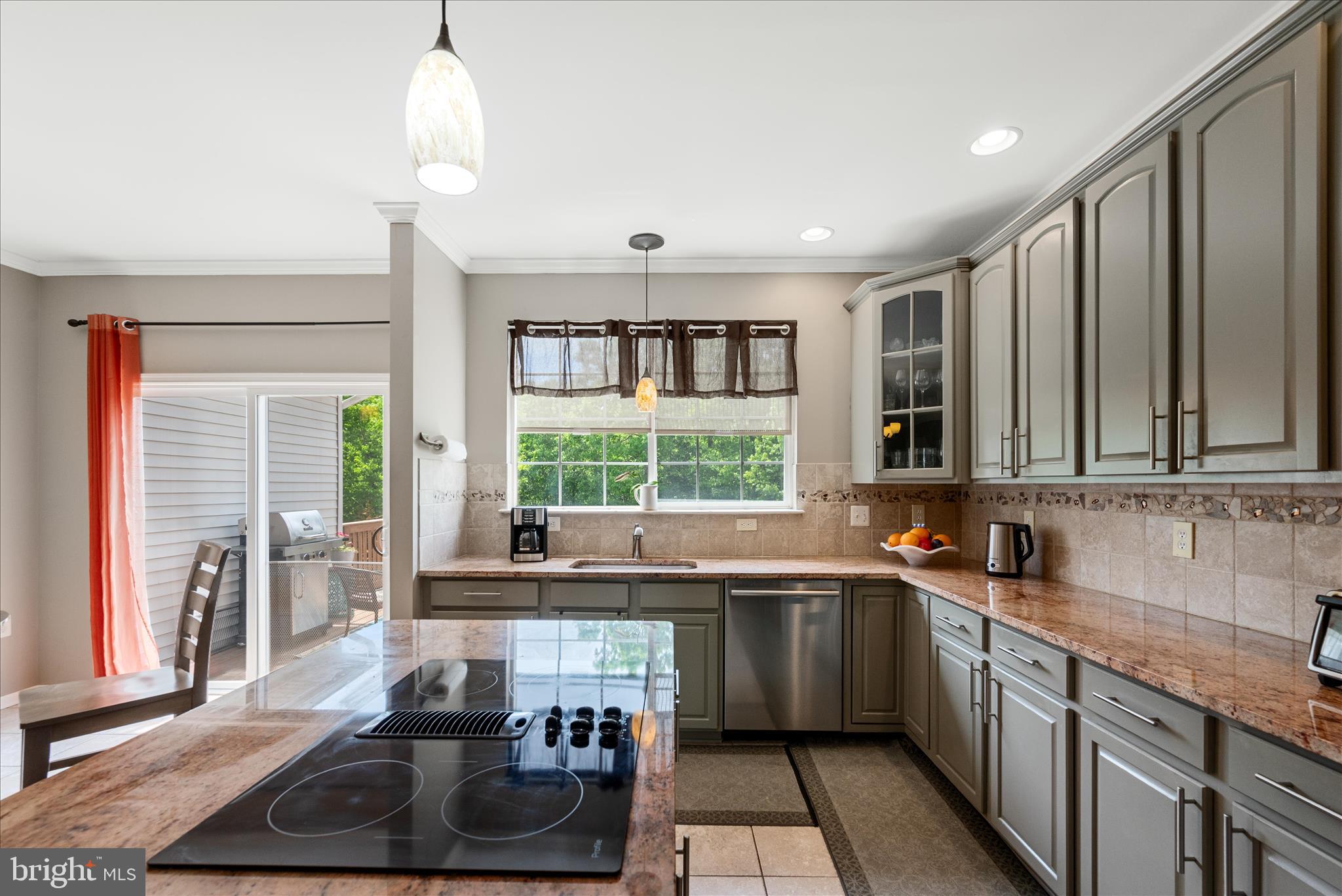 RED BUD RUN - Residential