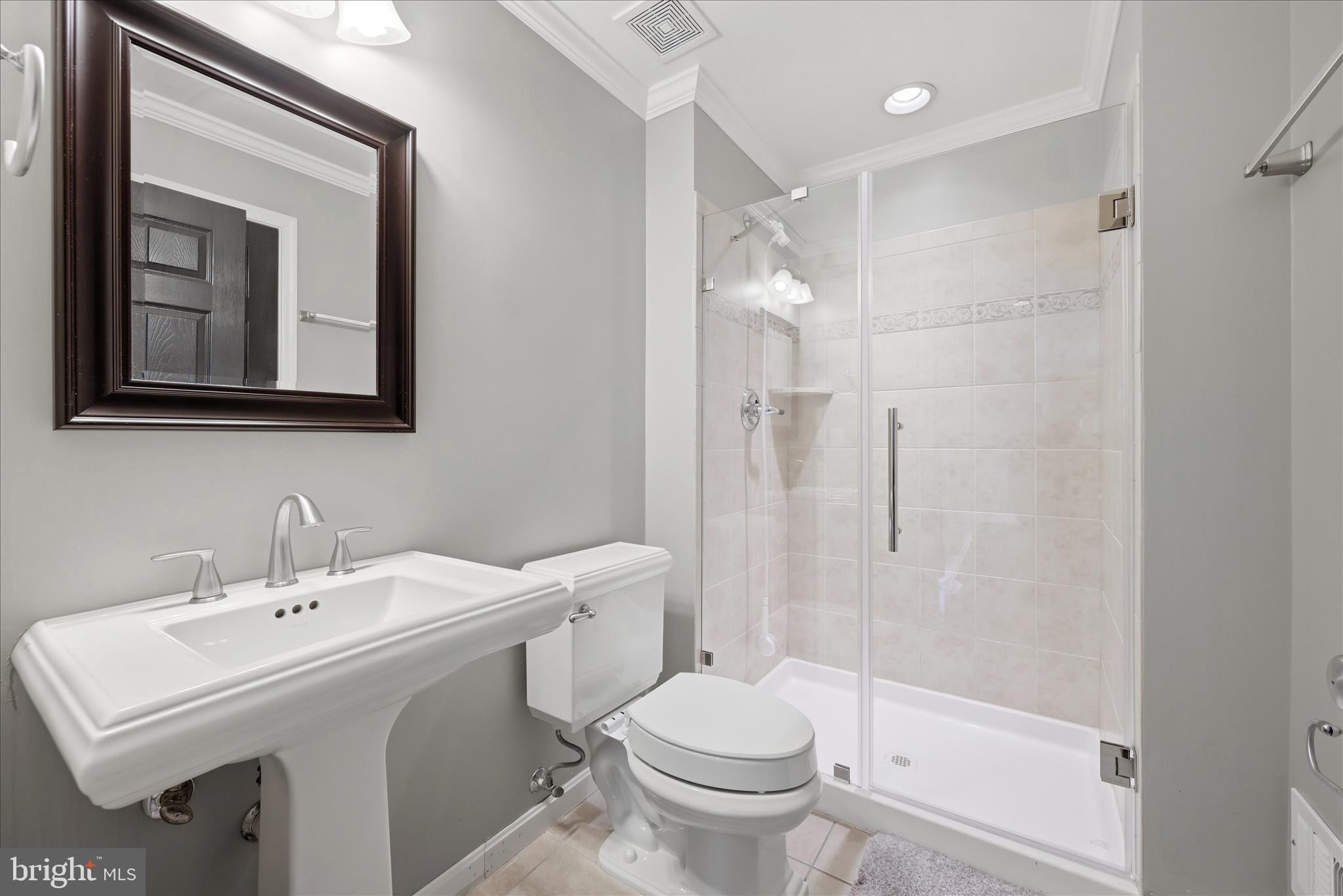 RED BUD RUN - Residential