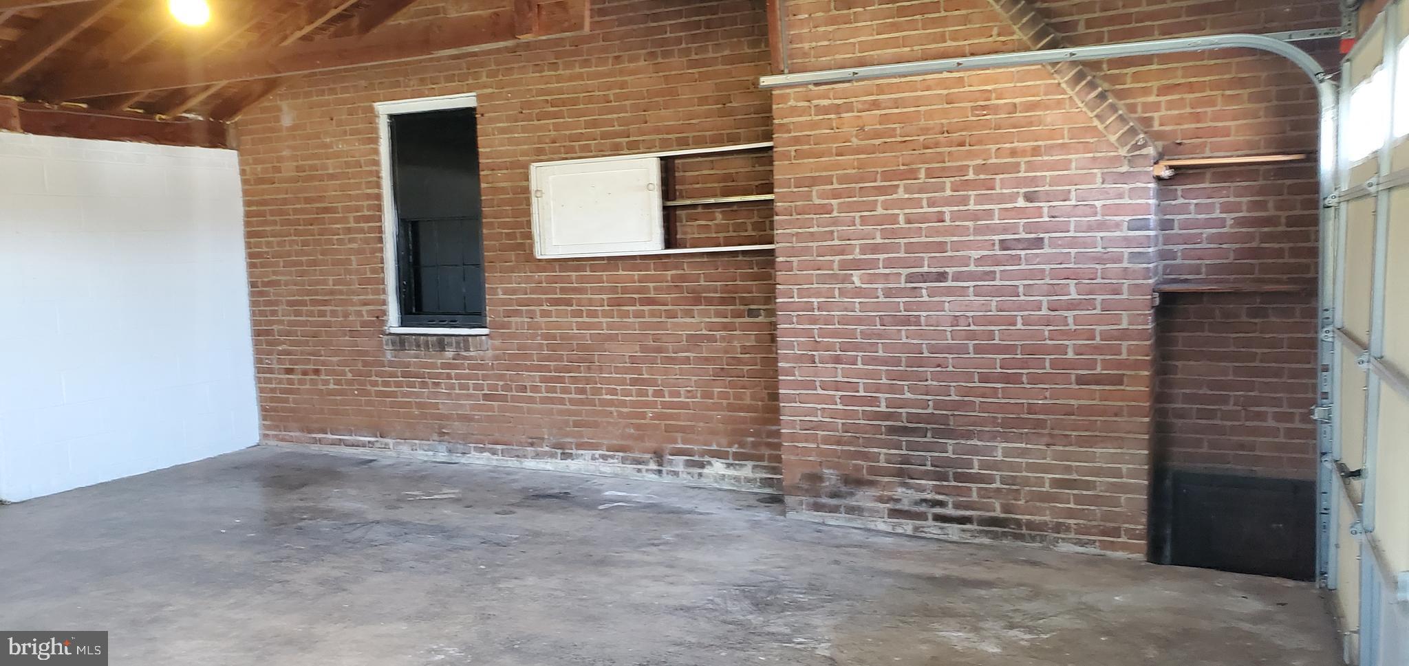 STONEWALL HEIGHTS - Residential