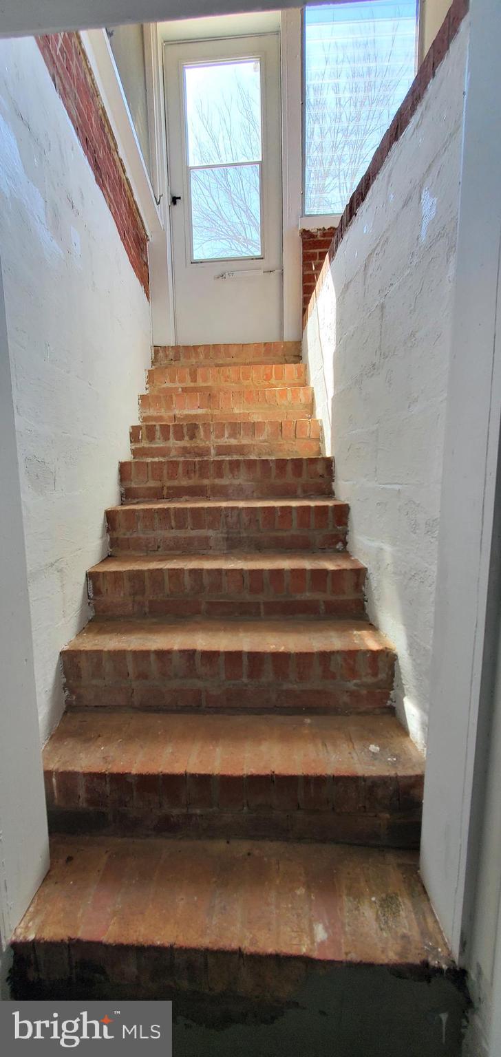 STONEWALL HEIGHTS - Residential