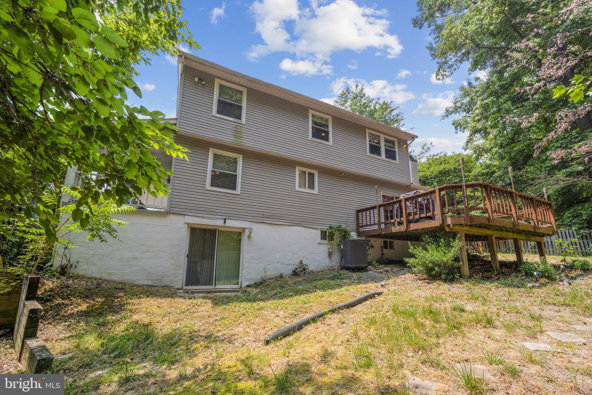 FOX RUN ESTATES - Residential