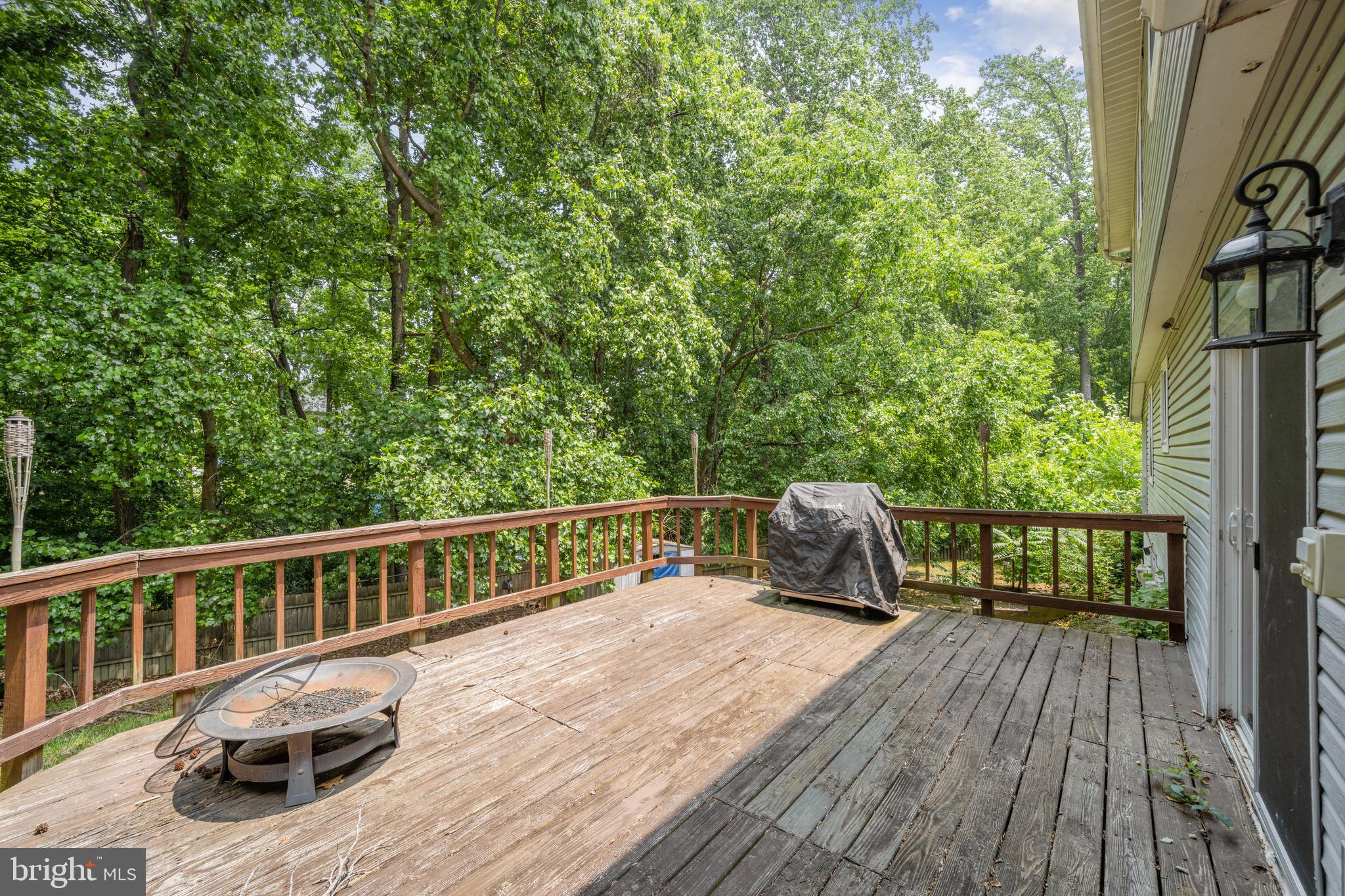 FOX RUN ESTATES - Residential