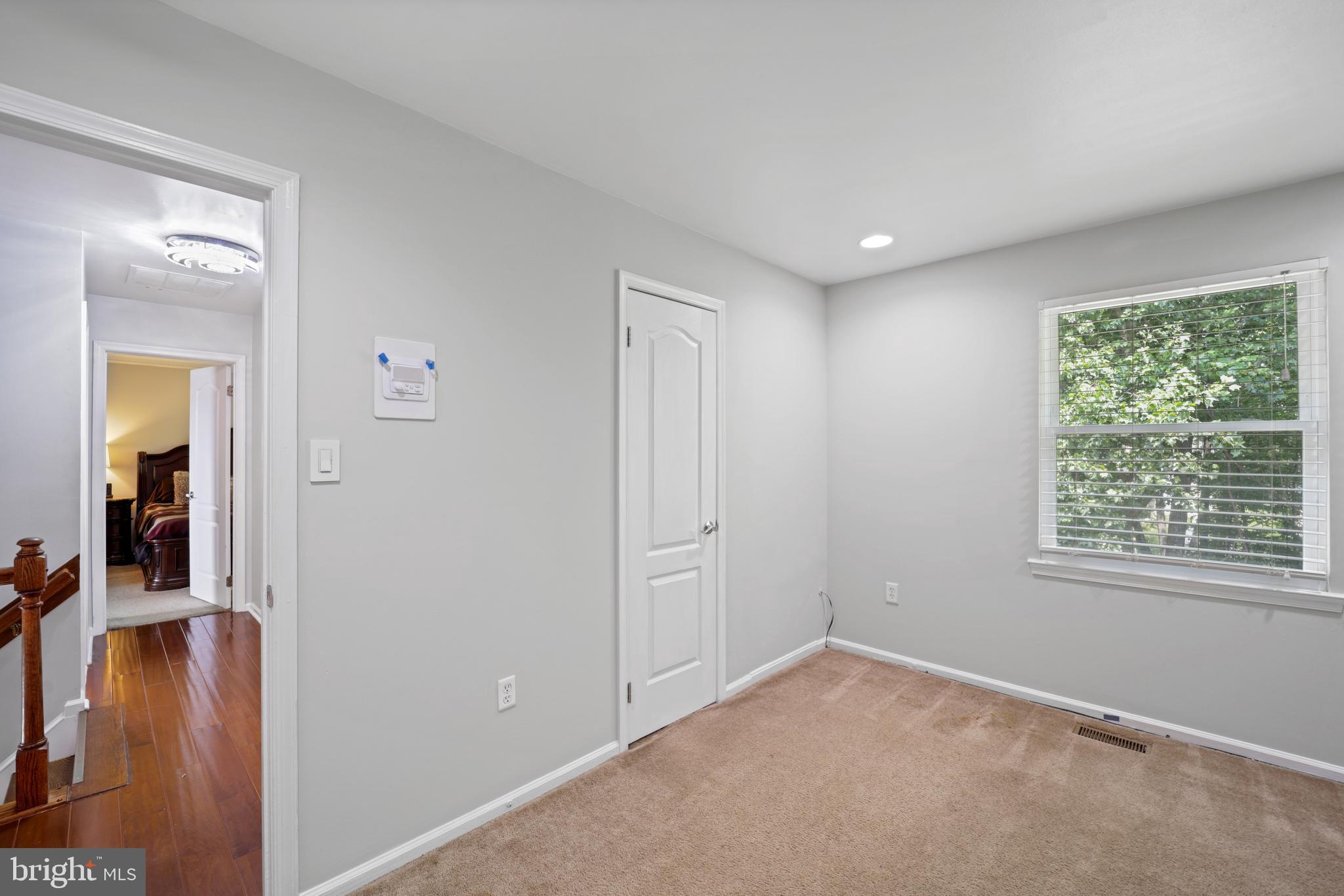 FOX RUN ESTATES - Residential