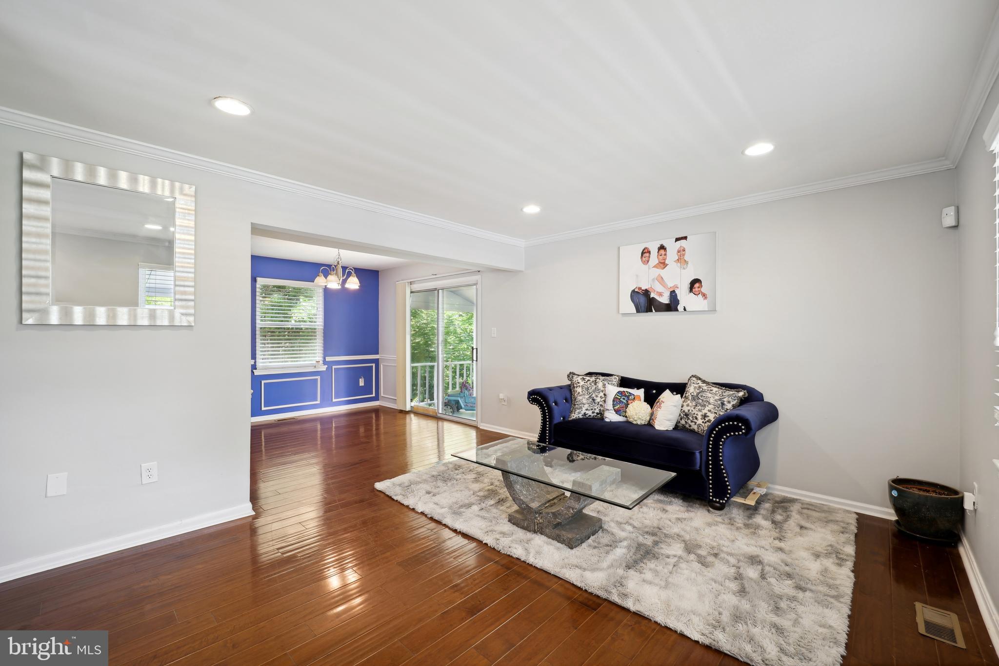 FOX RUN ESTATES - Residential