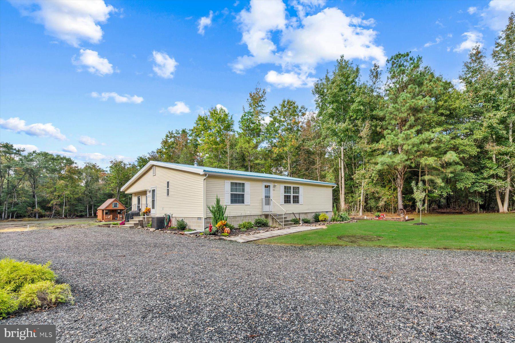 26813 LONESOME ROAD