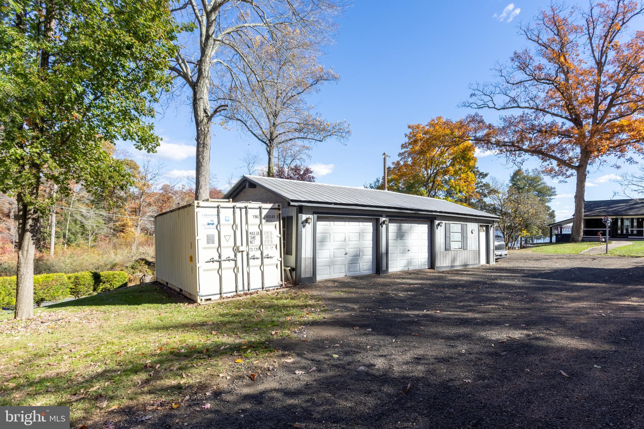 3715 ABINGDON BEACH ROAD