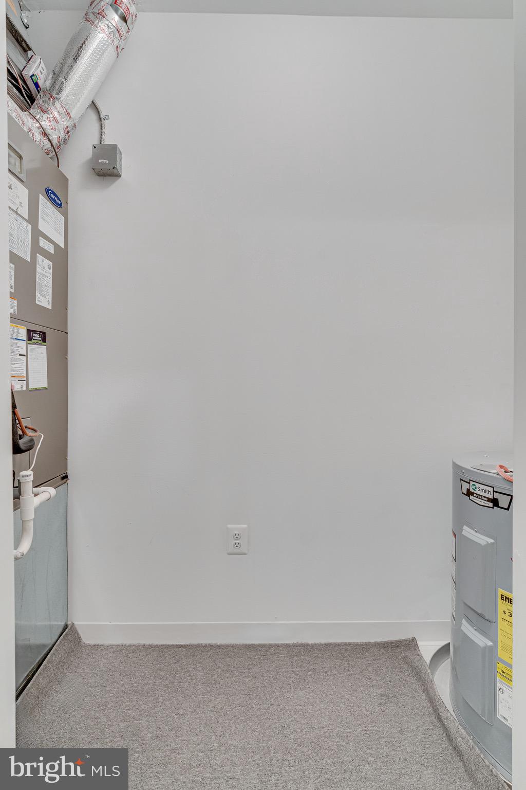 BOULEVARD VI TOWNS - Residential