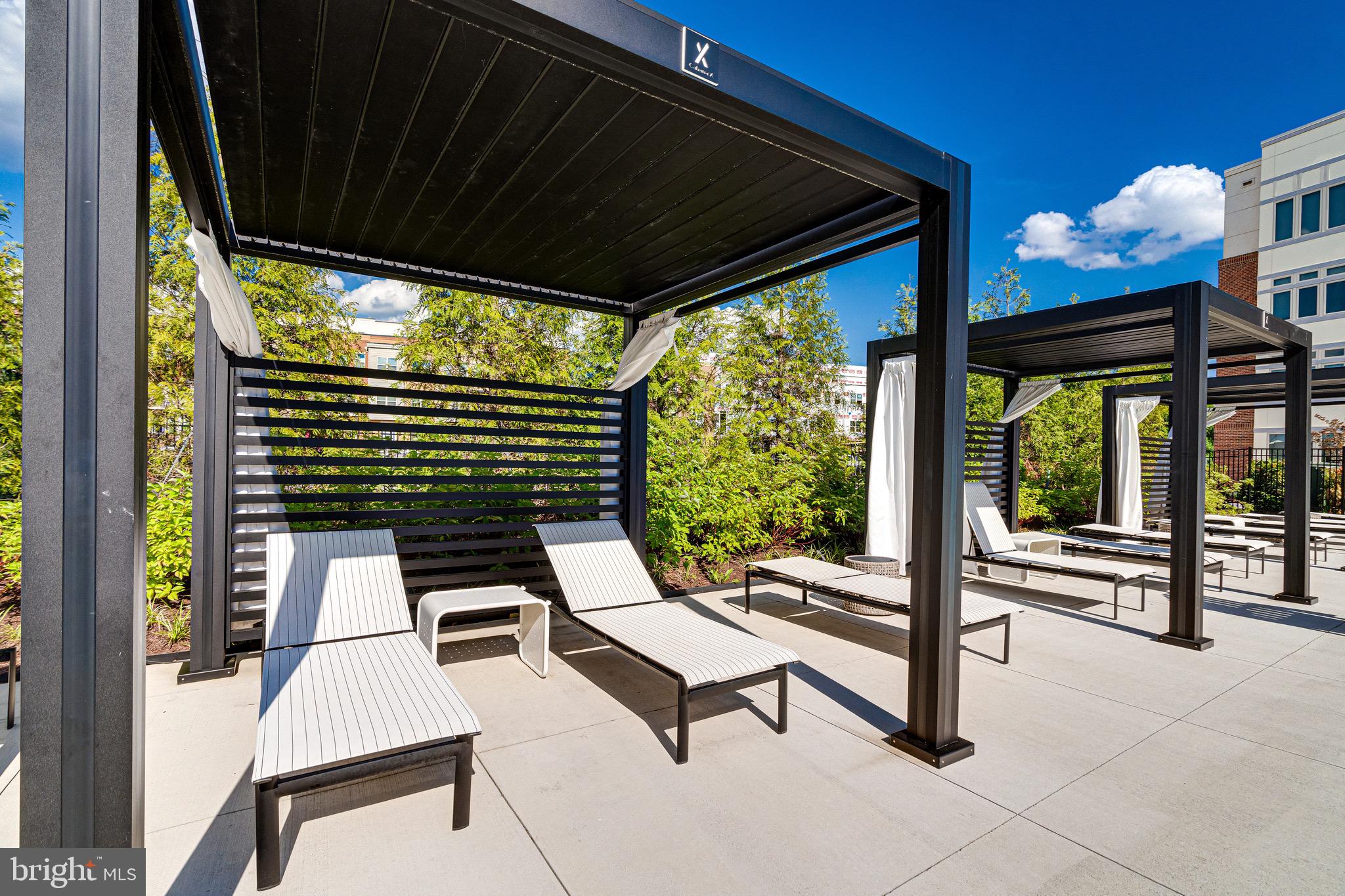 BOULEVARD VI TOWNS - Residential