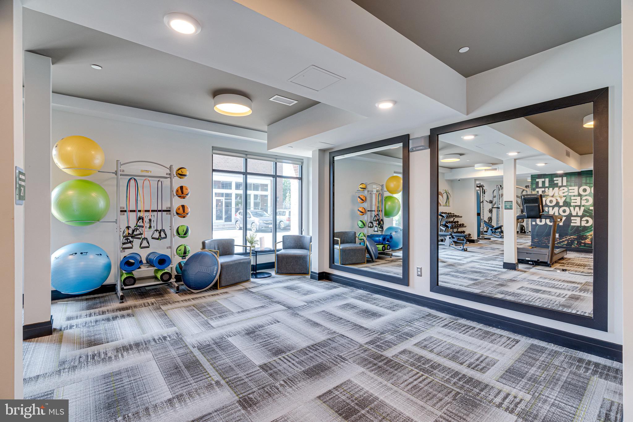 BOULEVARD VI TOWNS - Residential