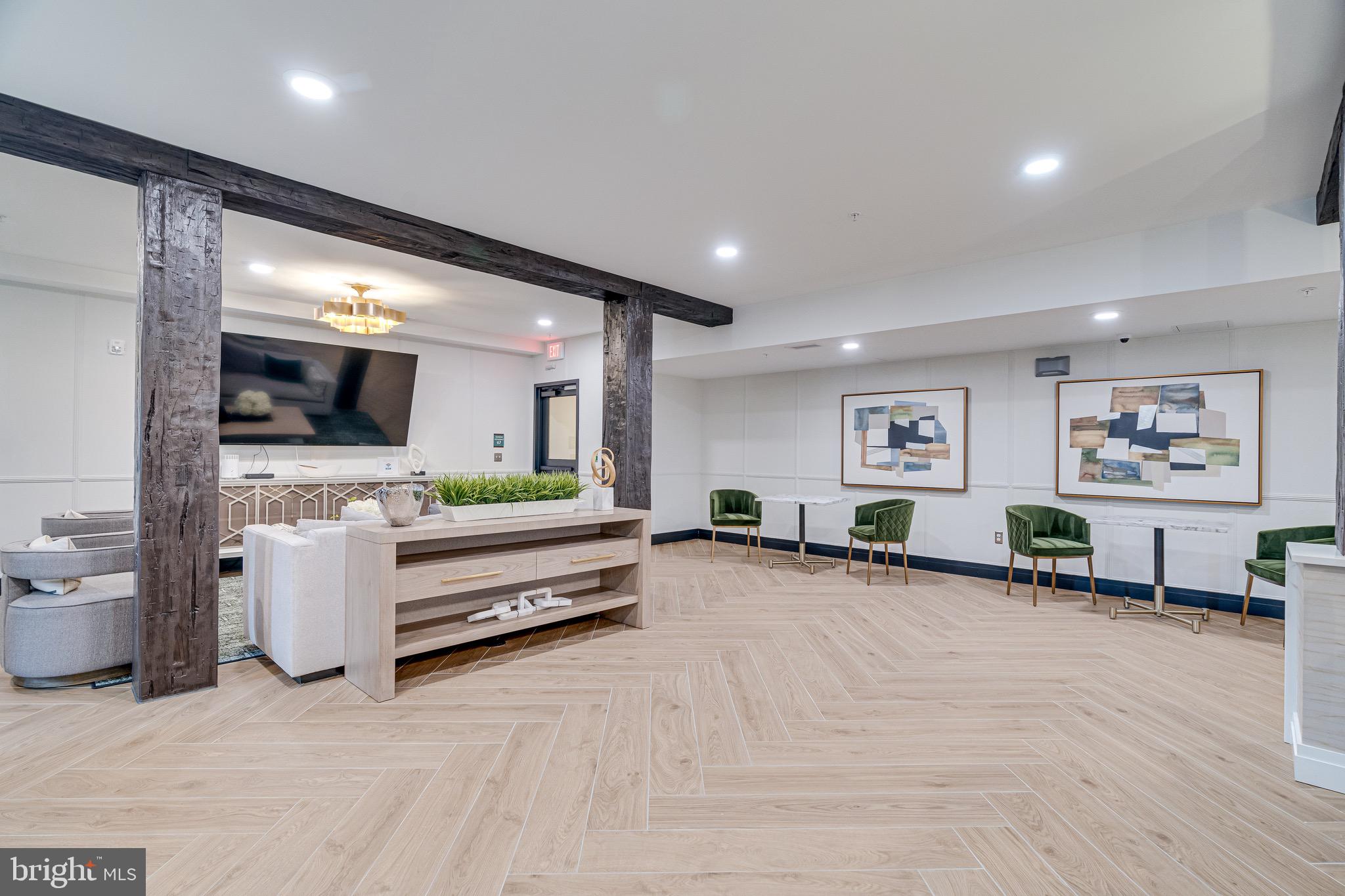 BOULEVARD VI TOWNS - Residential