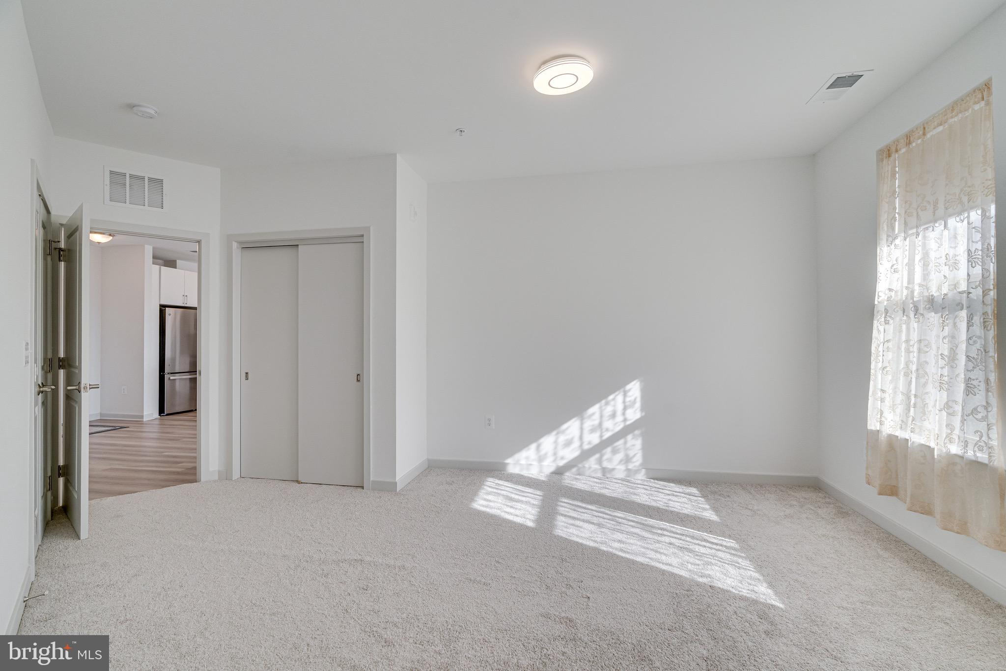 BOULEVARD VI TOWNS - Residential