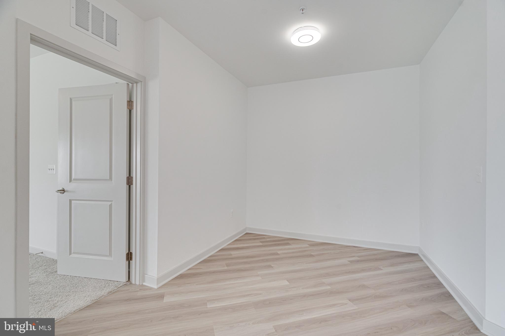 BOULEVARD VI TOWNS - Residential