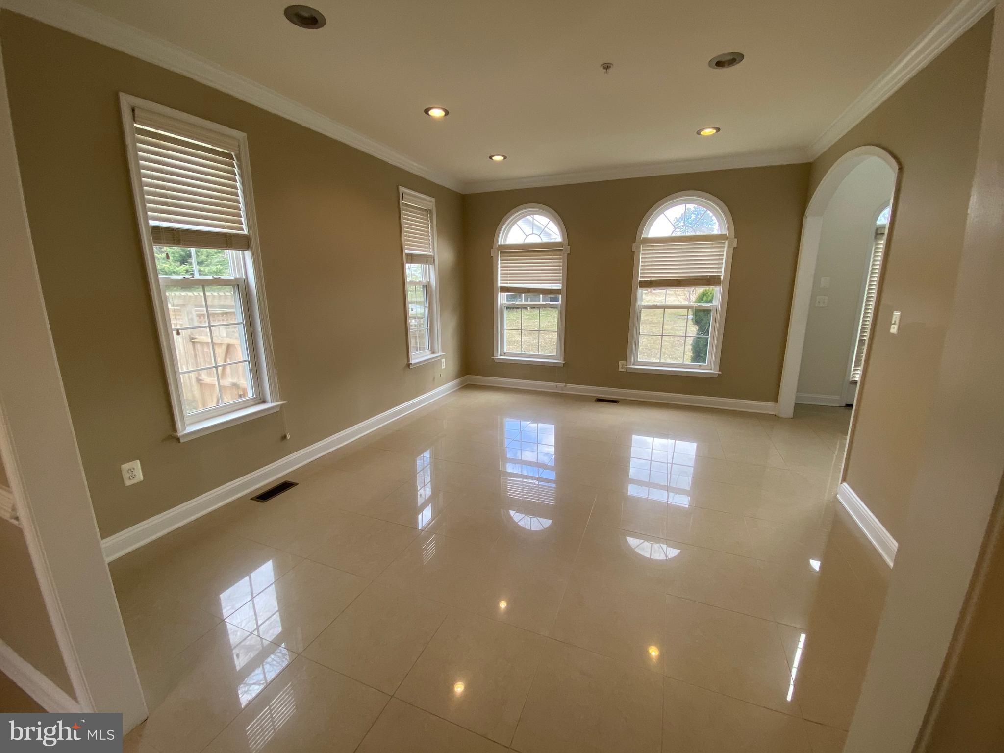 FAIRVIEW ESTATES - Residential