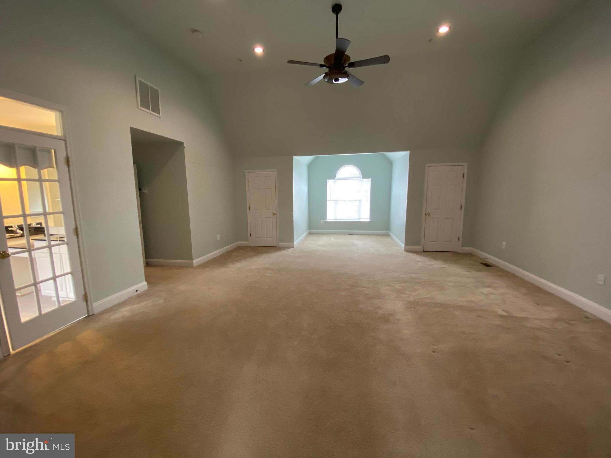 FAIRVIEW ESTATES - Residential