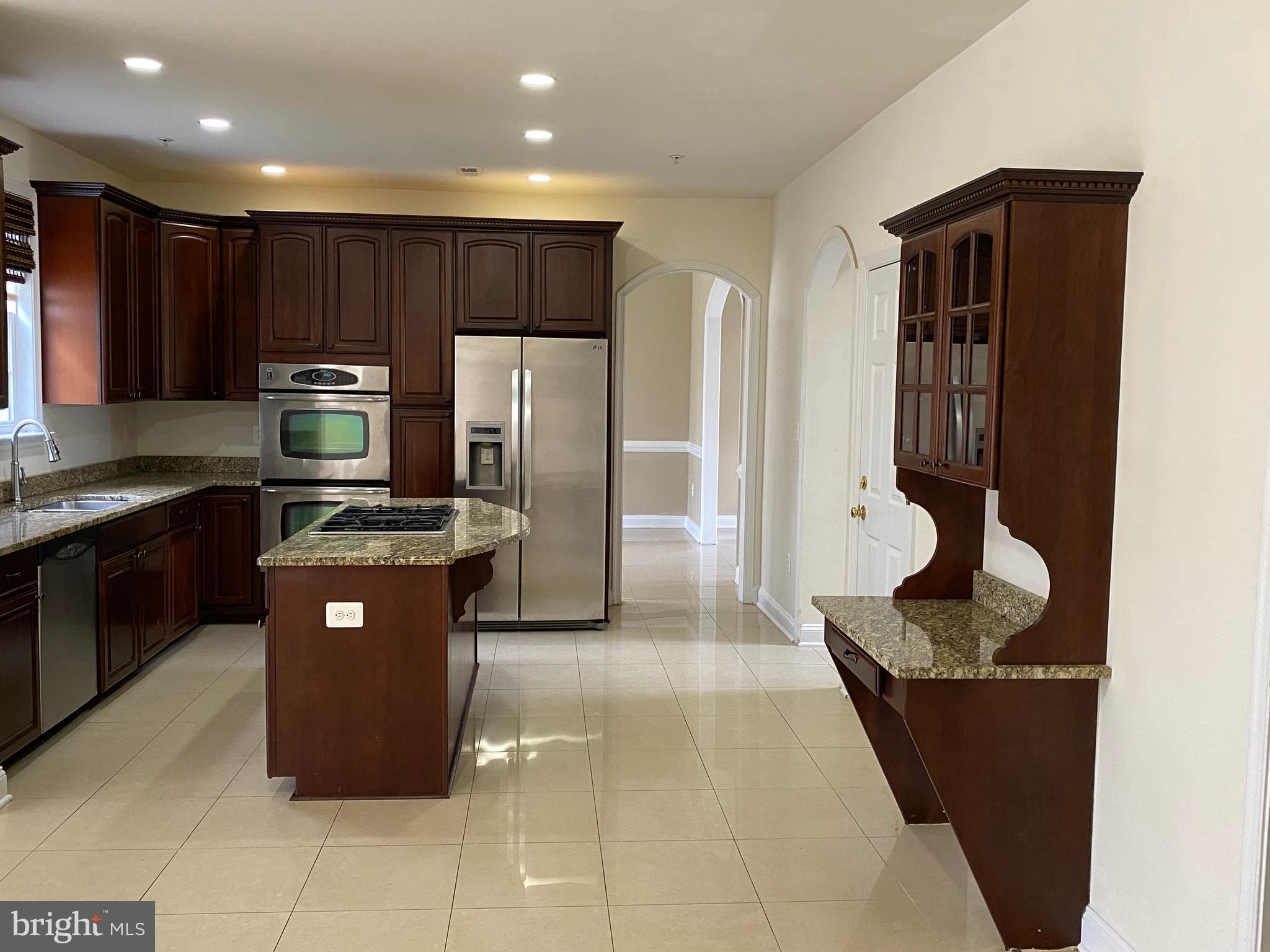 FAIRVIEW ESTATES - Residential