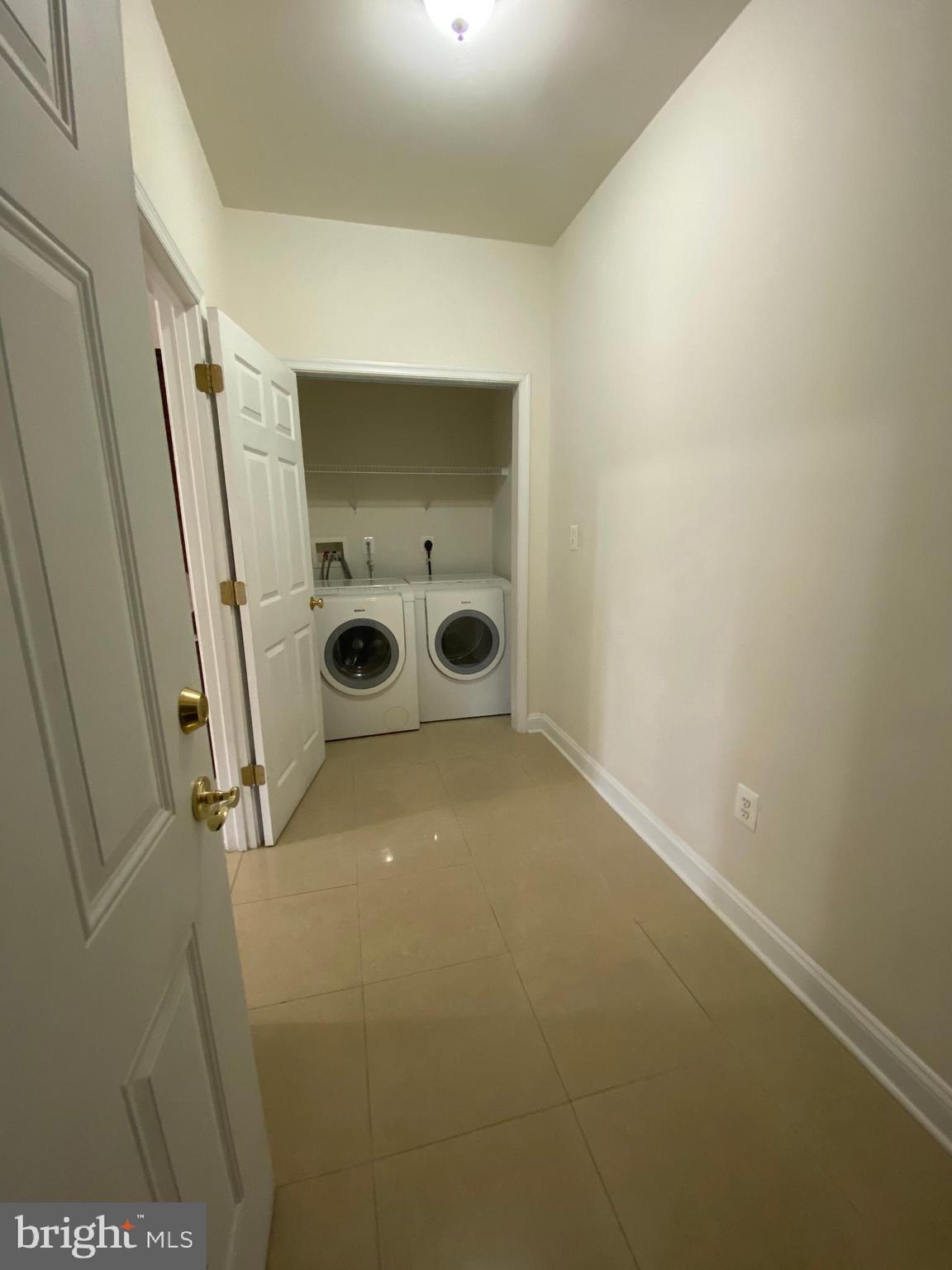 FAIRVIEW ESTATES - Residential