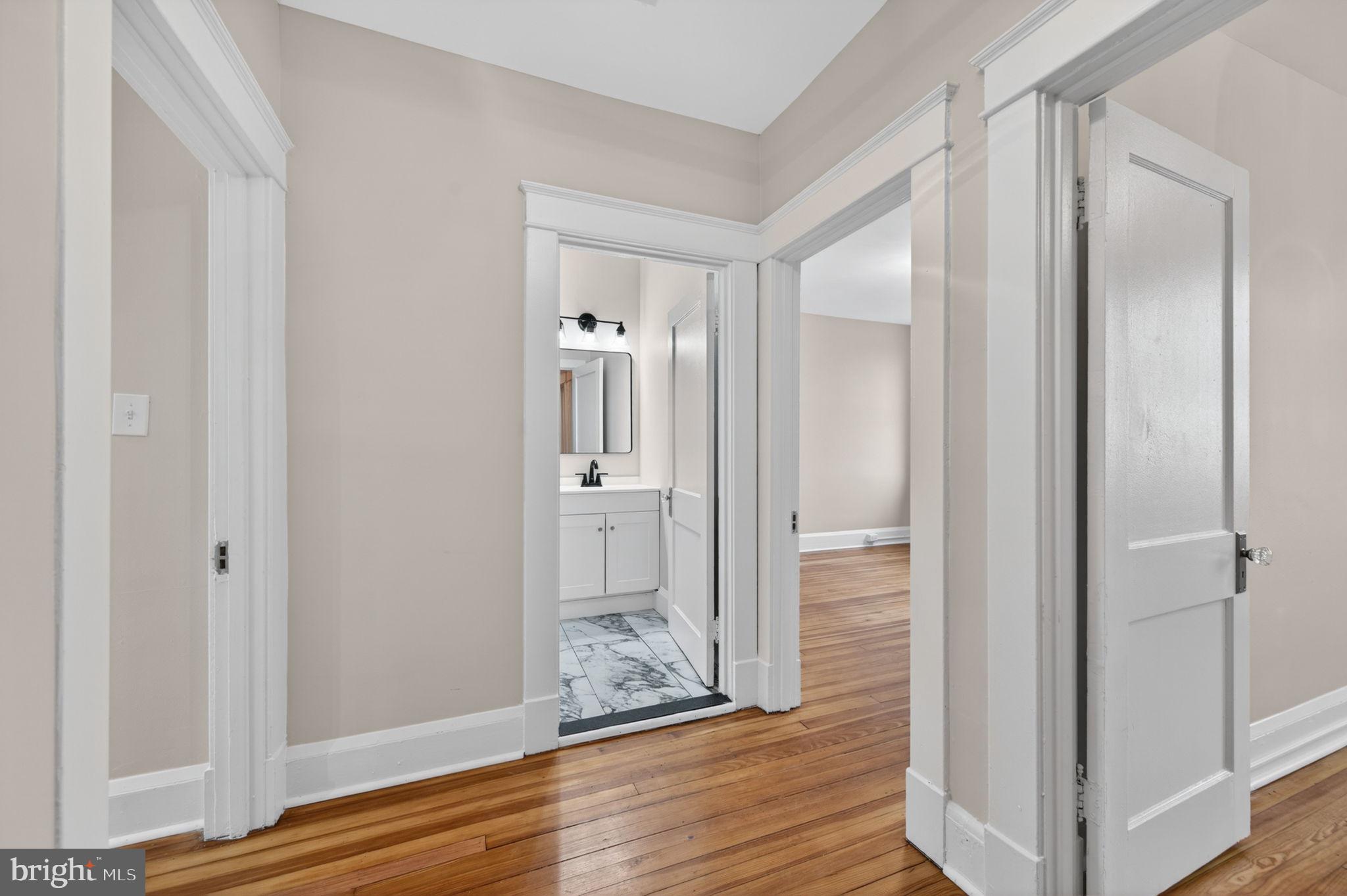 MONDAWMIN - Residential