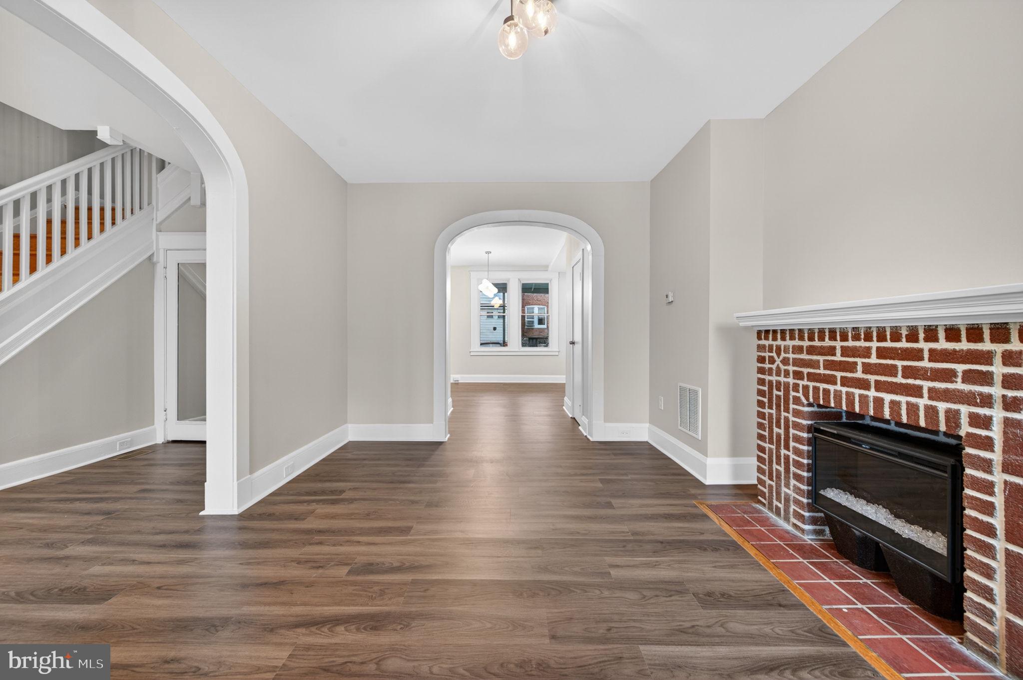 MONDAWMIN - Residential