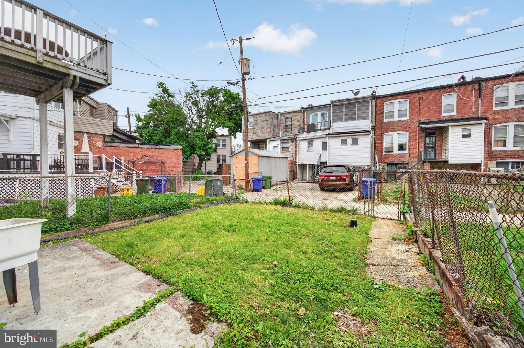 MONDAWMIN - Residential
