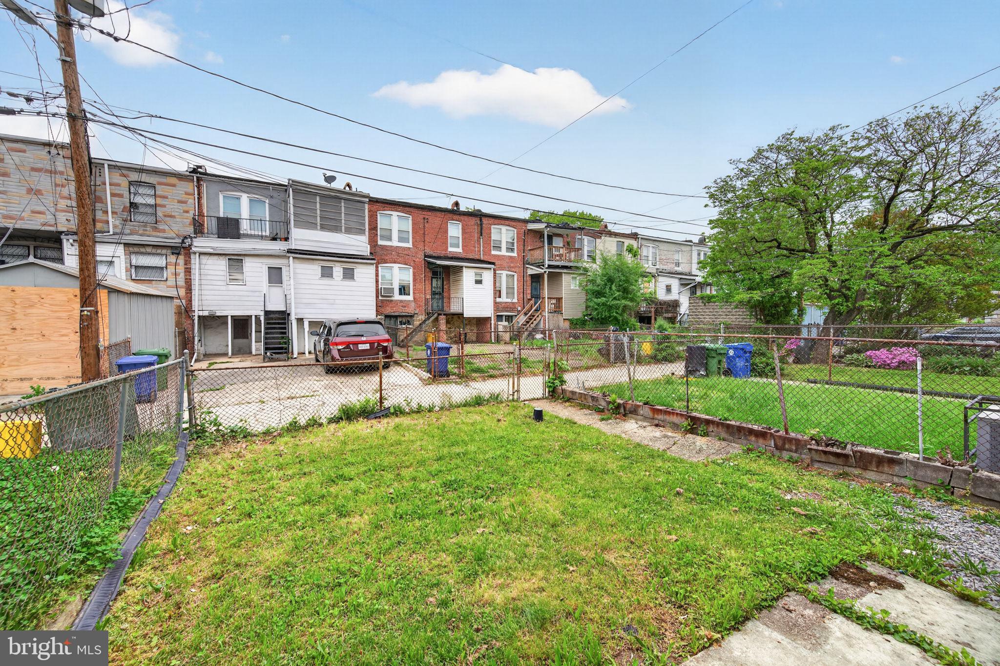 MONDAWMIN - Residential