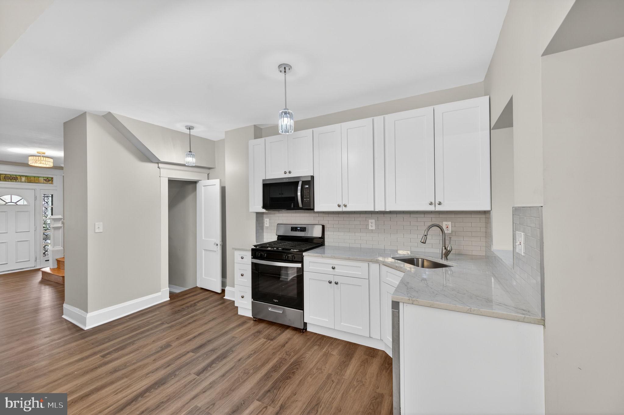 MONDAWMIN - Residential