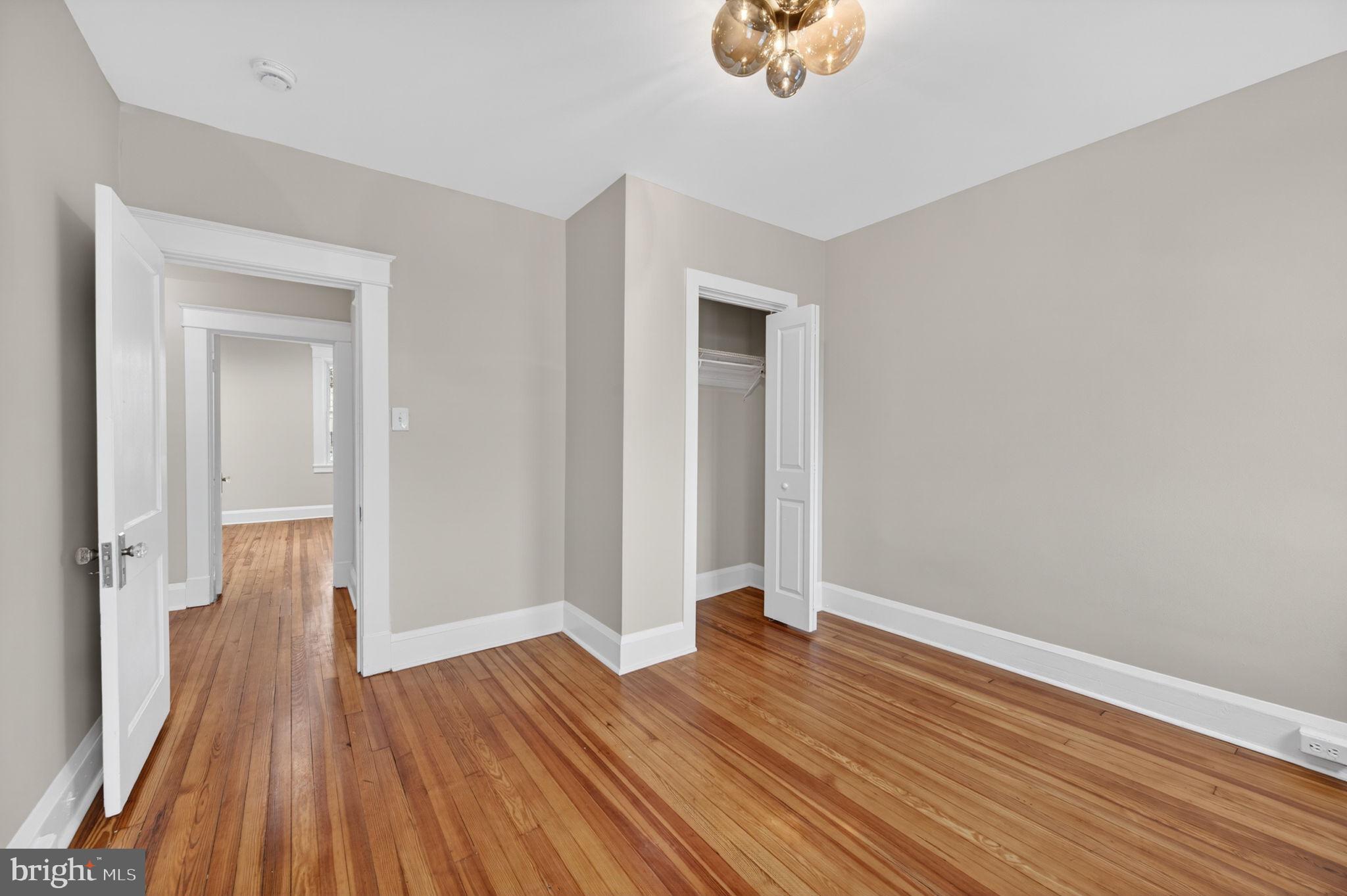 MONDAWMIN - Residential
