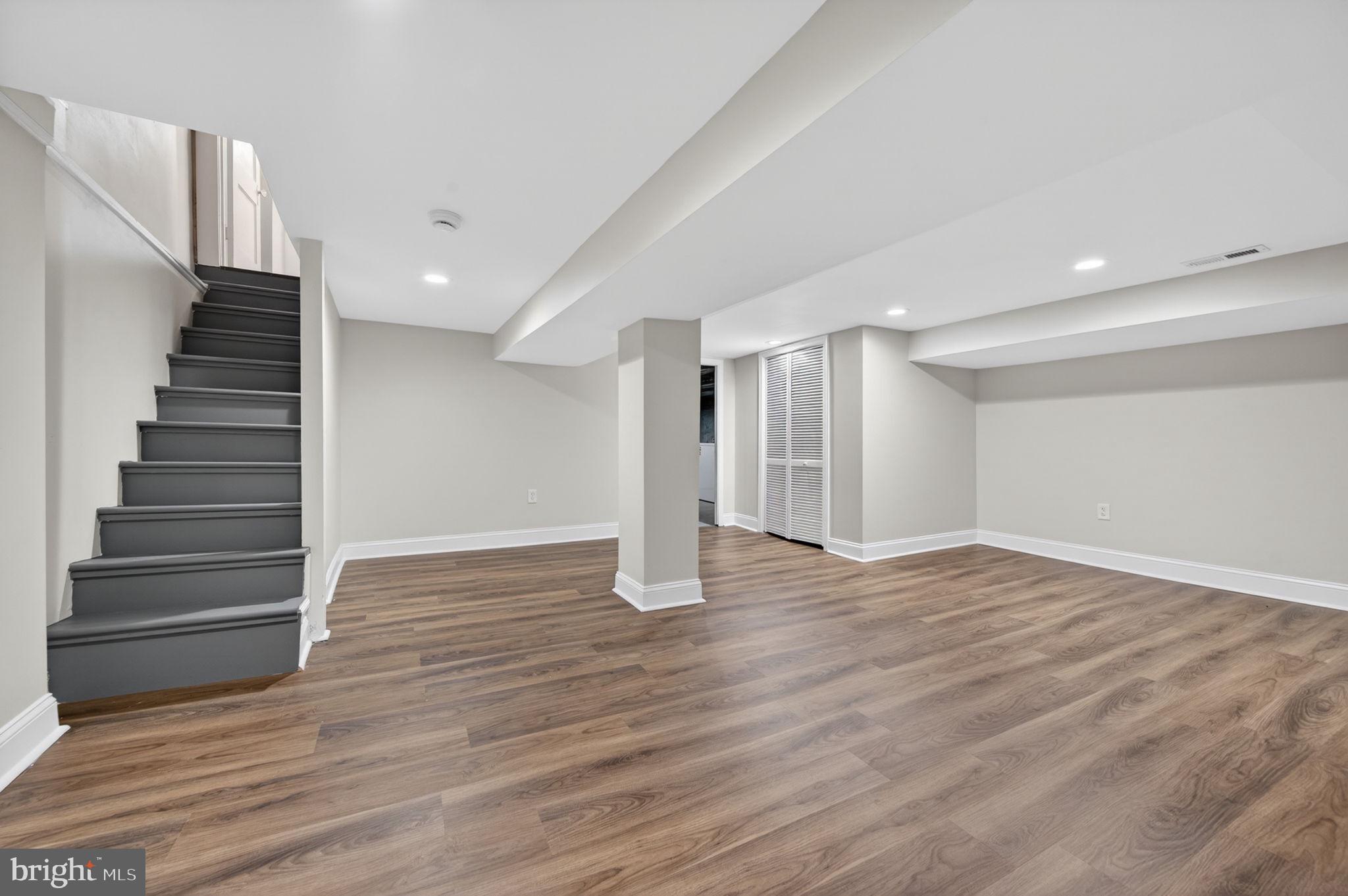 MONDAWMIN - Residential