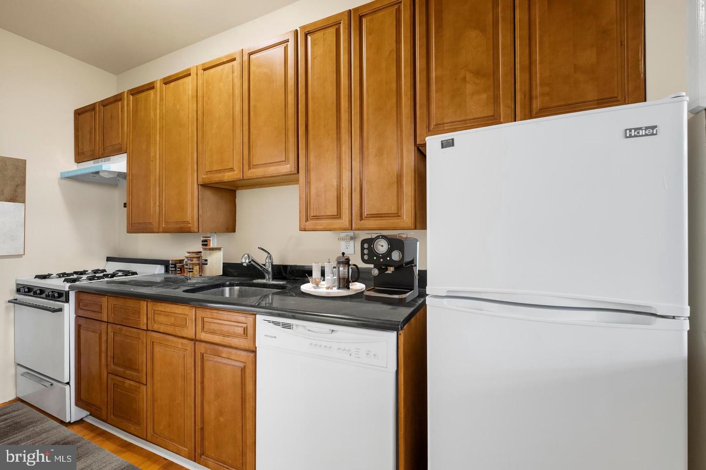 234 BAINBRIDGE STREET 1F