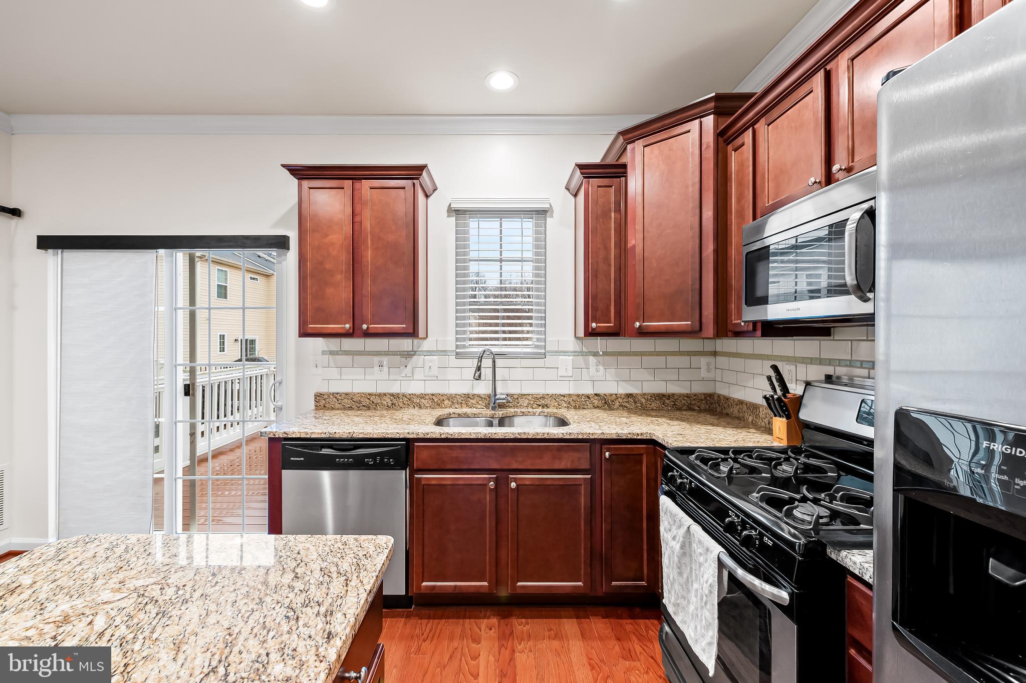 THE POINTE AT TANYARD SPRINGS - Residential