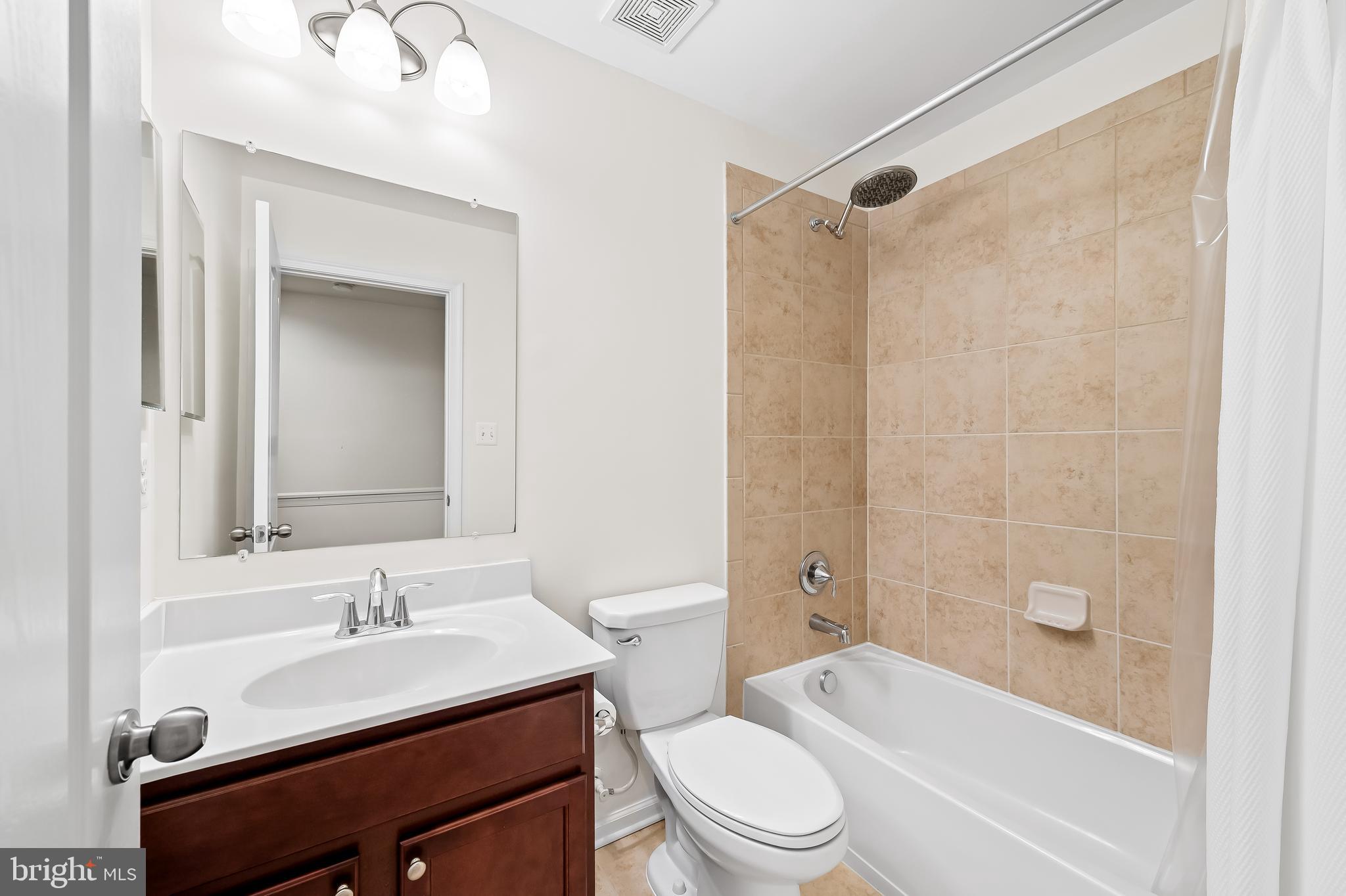 THE POINTE AT TANYARD SPRINGS - Residential