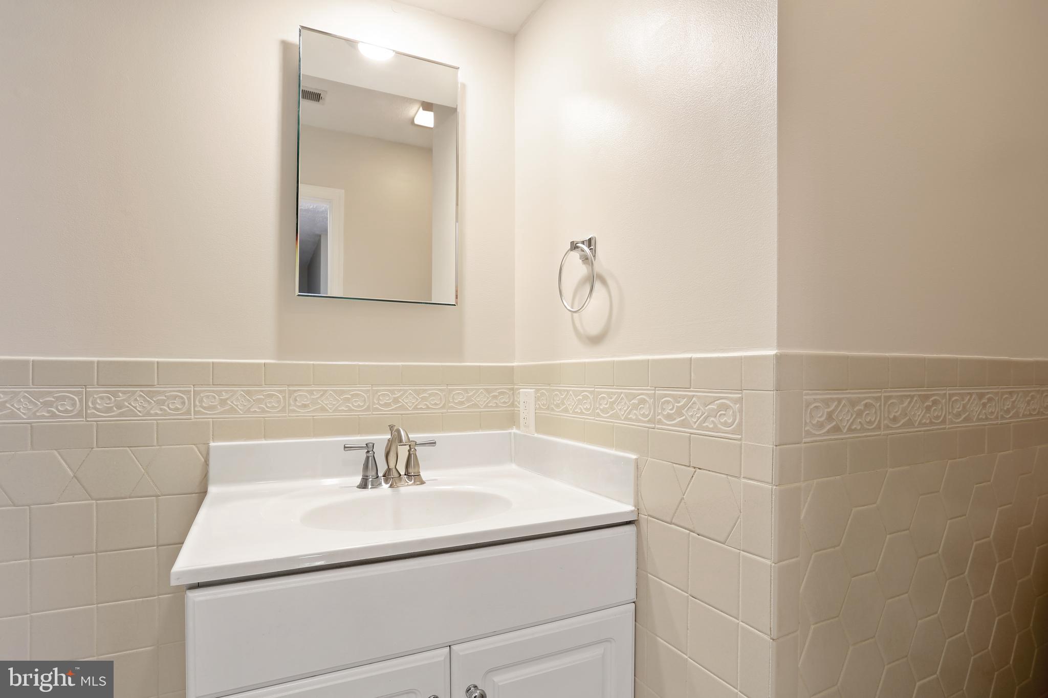 VAN LEAR MANOR - Residential