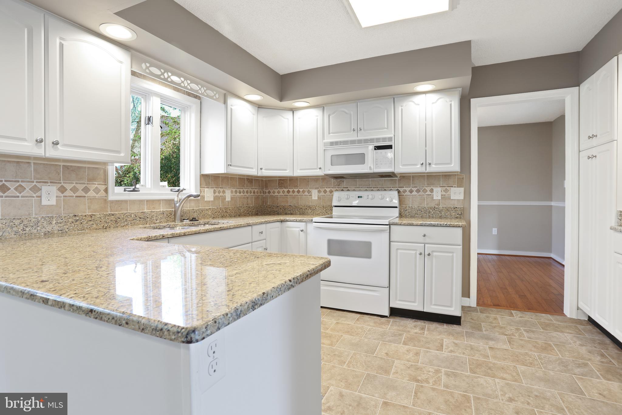 VAN LEAR MANOR - Residential