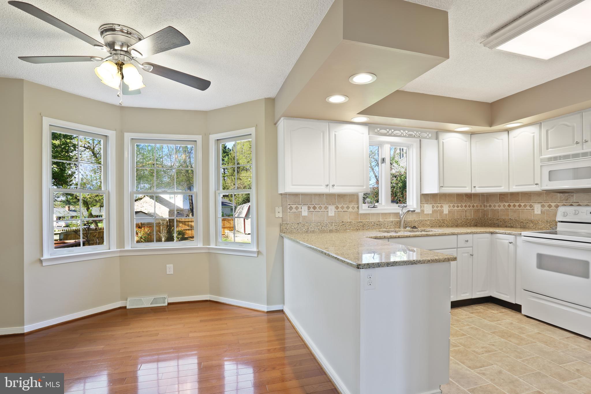 VAN LEAR MANOR - Residential