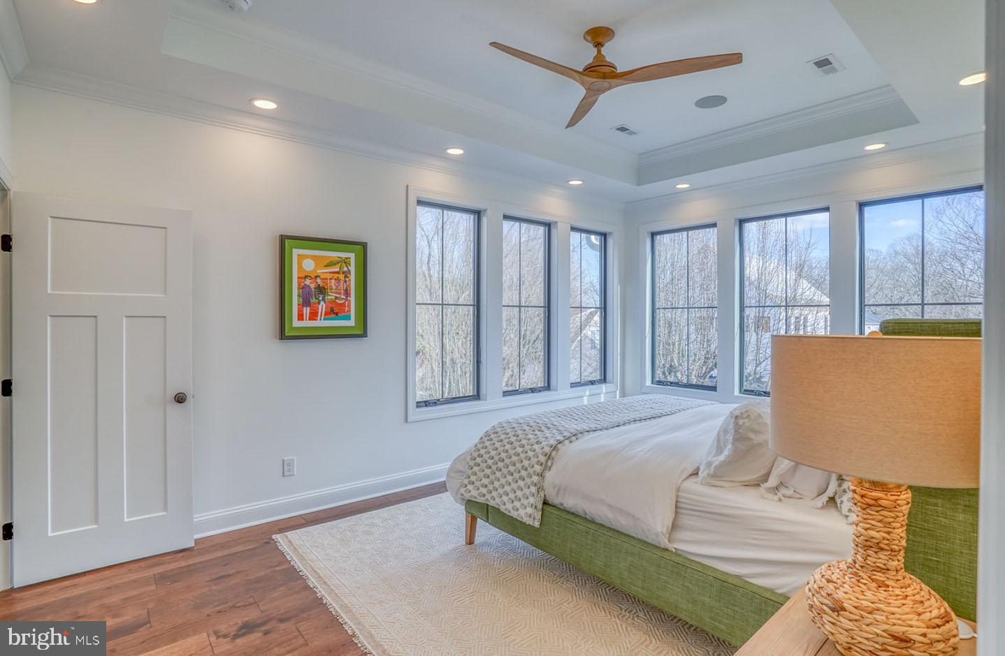 COUNTRY CLUB ESTATES - Residential