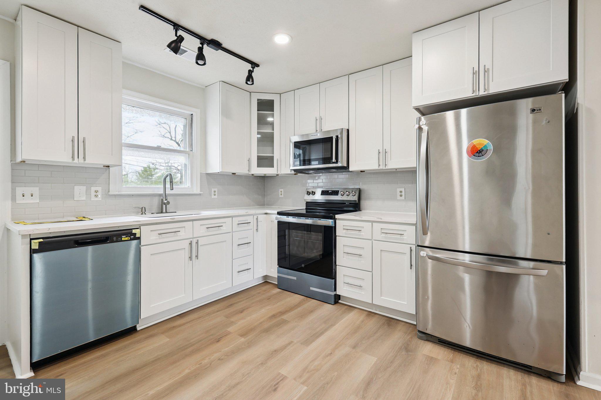 THIRD BATTLE - Residential