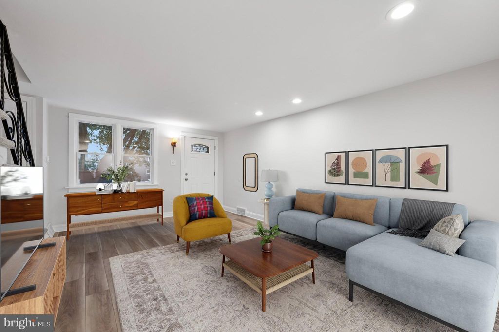 Photo of 5251 Westpark Lane, CLIFTON HEIGHTS, PA 19018 (MLS # PADE2102048)