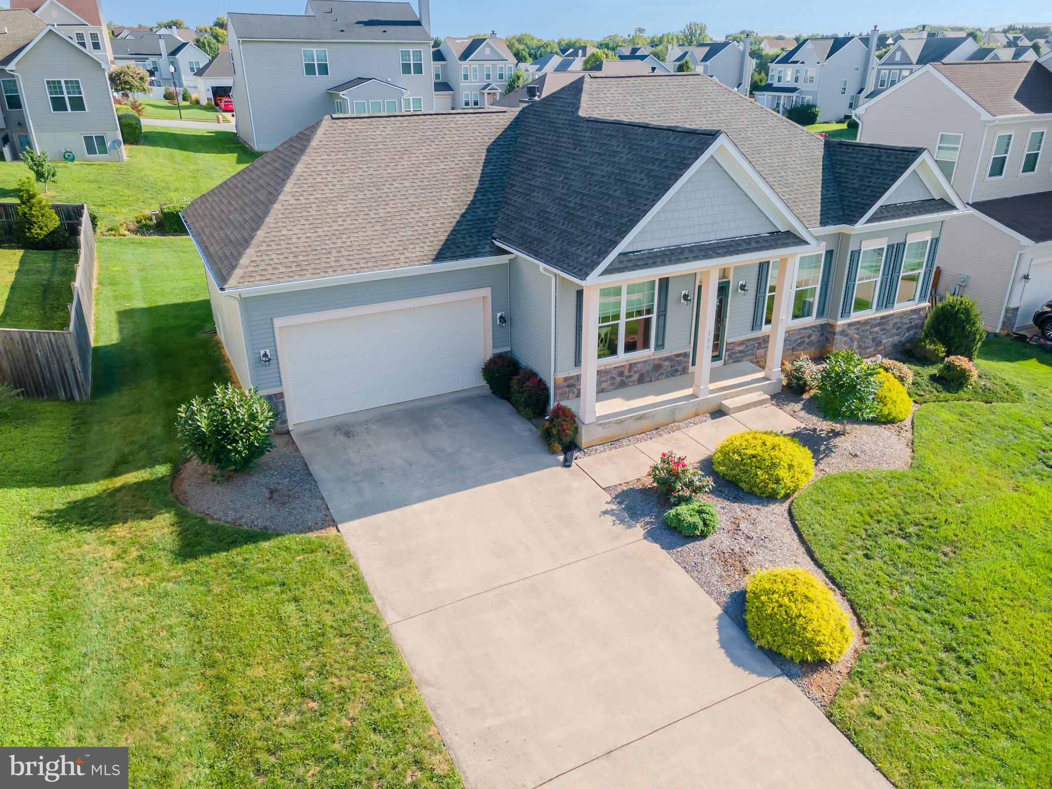 101 SANTMYER WAY