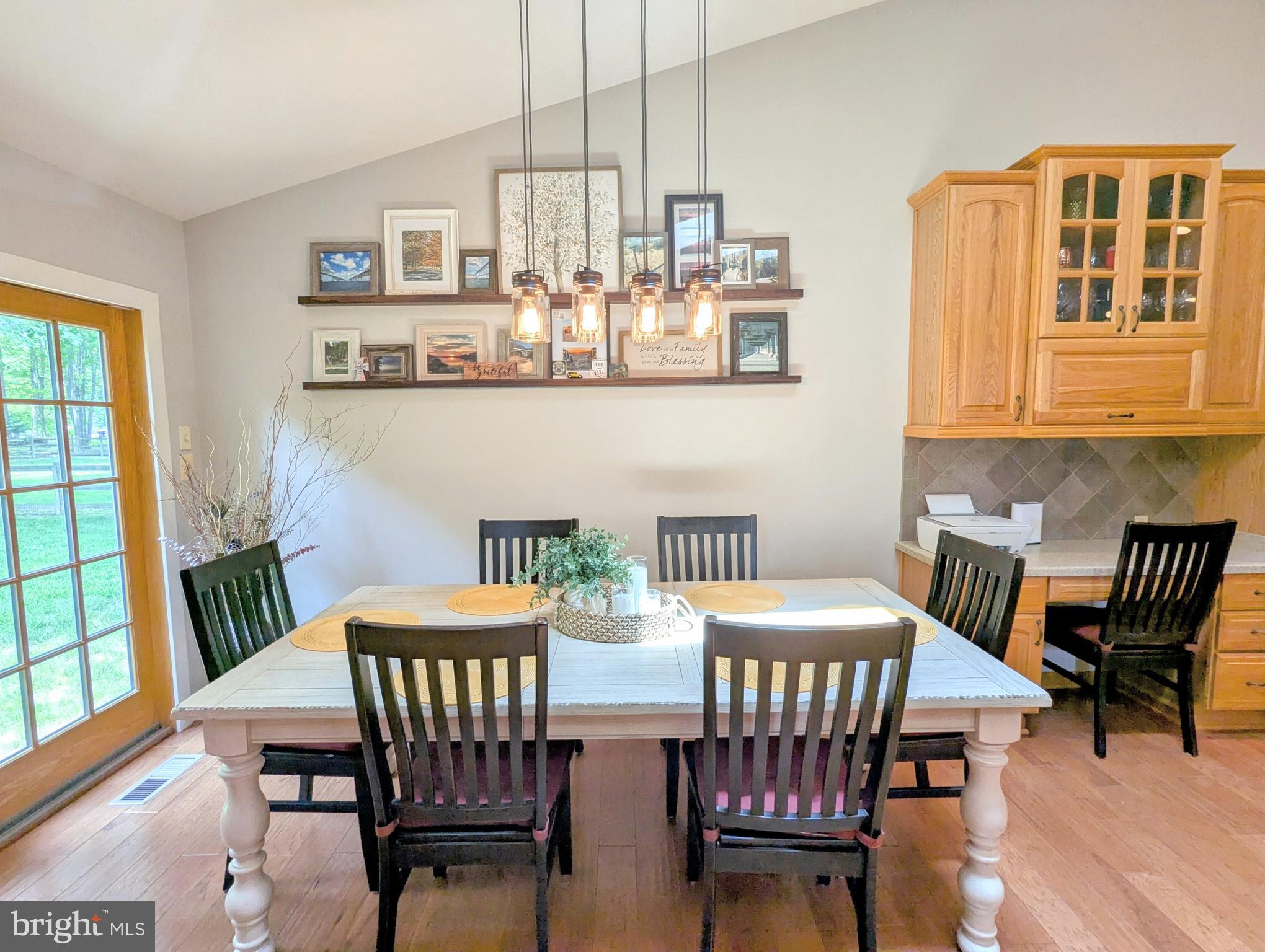 717 CLOVERFIELDS DRIVE