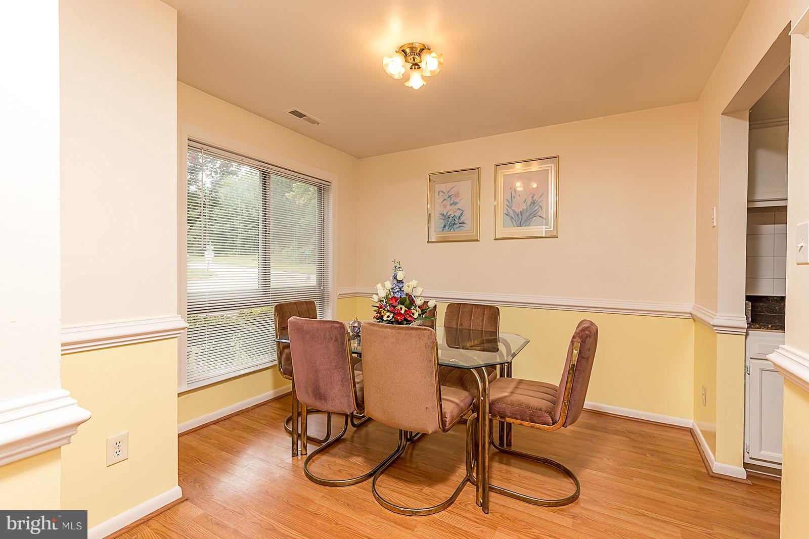 STAFFORD OAKS - Residential