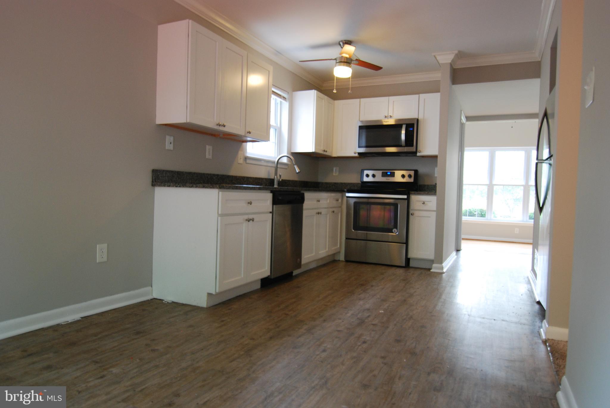 HARBOUR OAKS - Residential