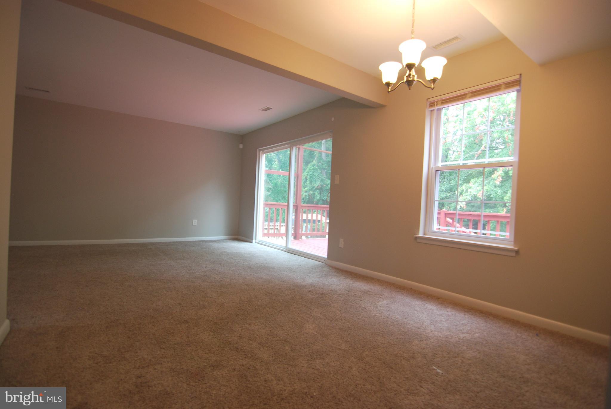 HARBOUR OAKS - Residential