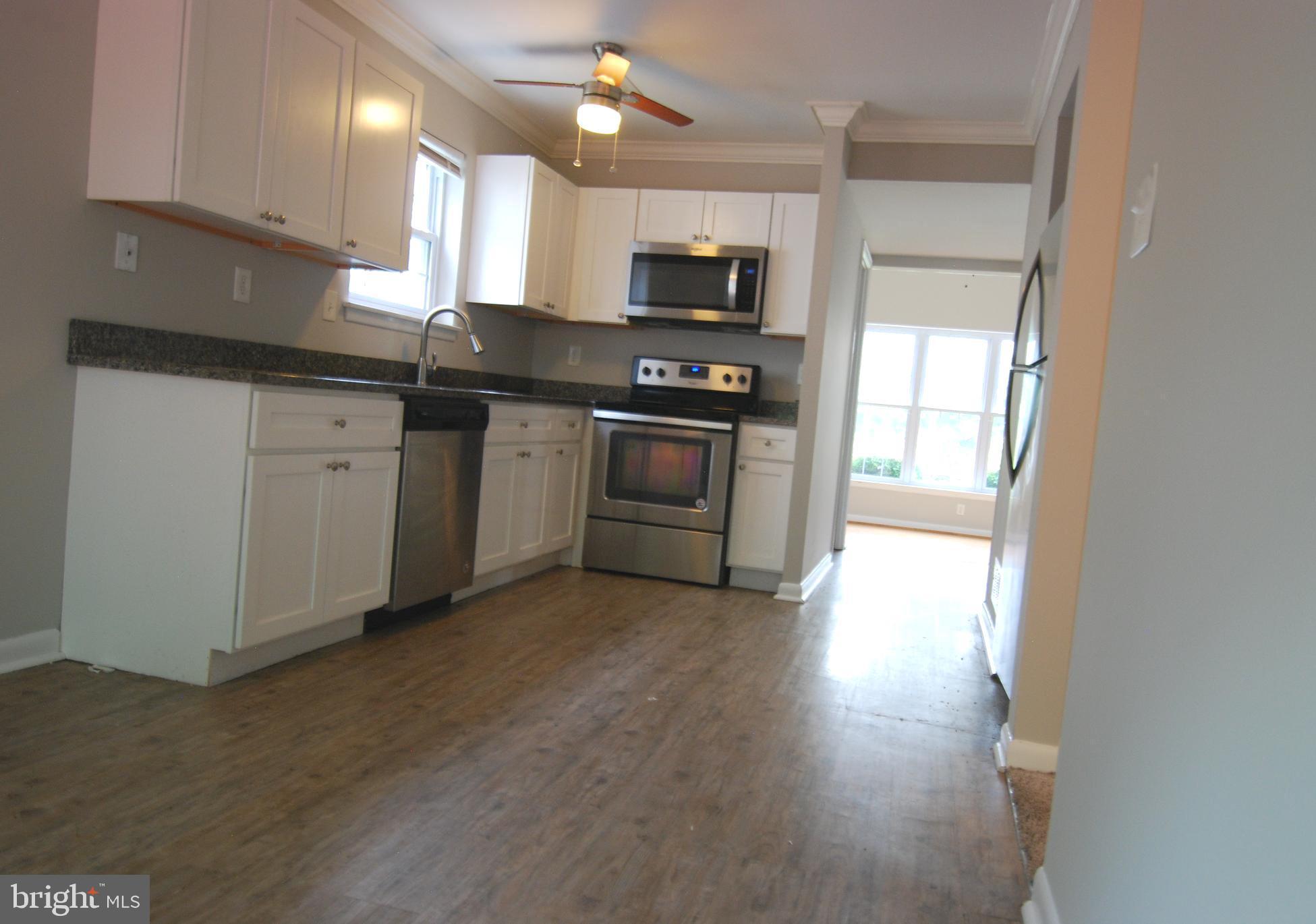 HARBOUR OAKS - Residential