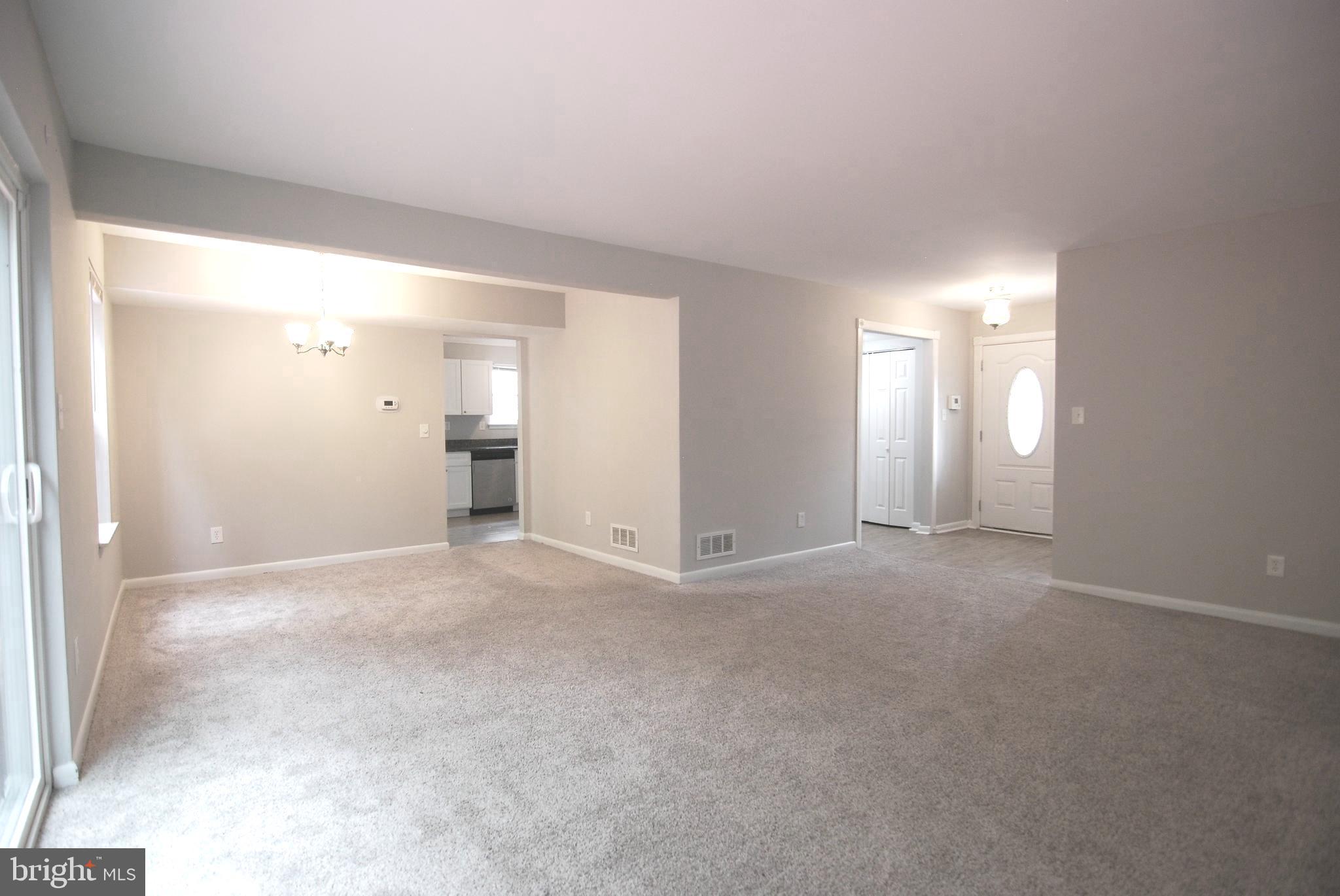 HARBOUR OAKS - Residential