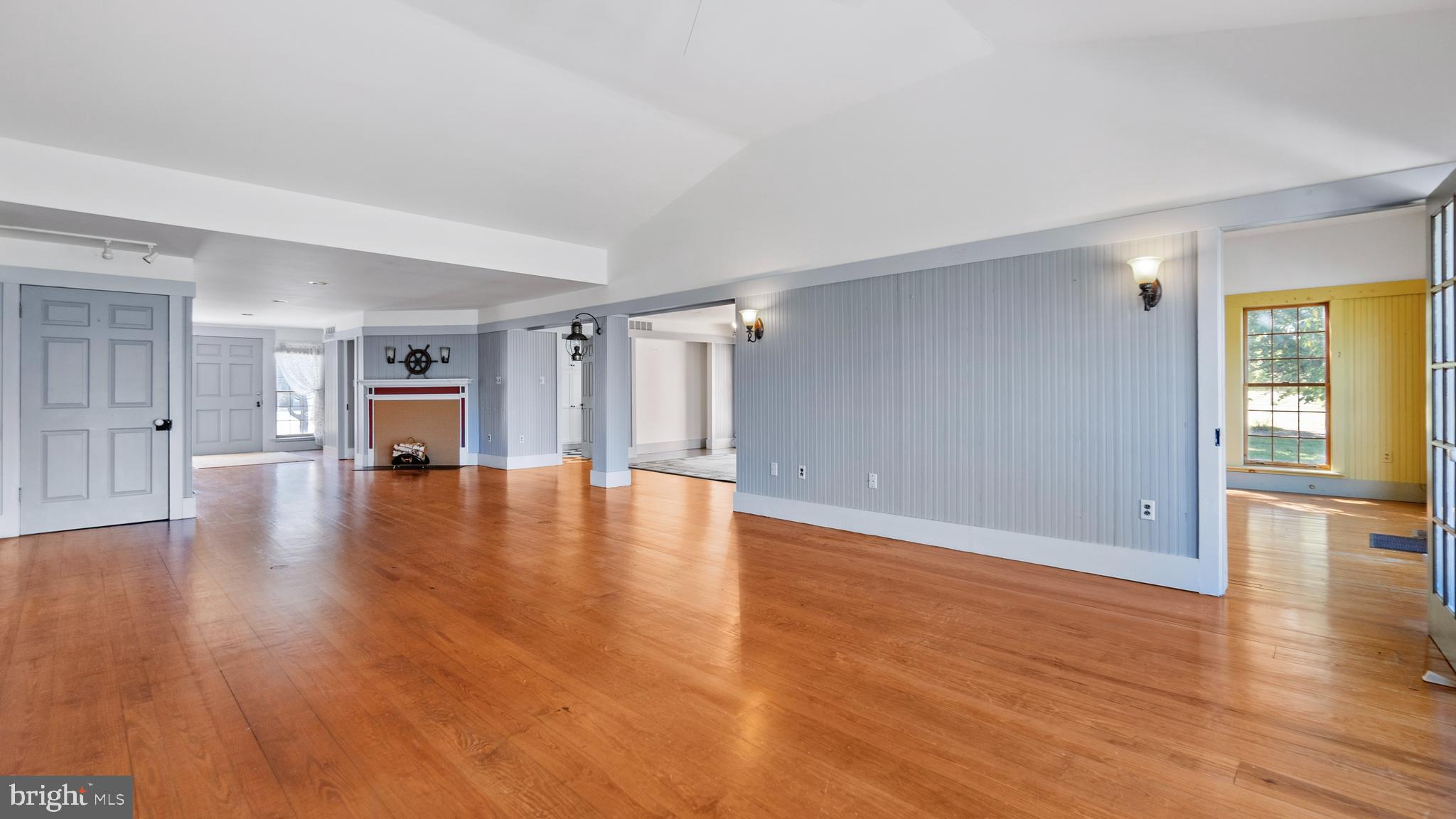 CARROLTON ESTATES - Residential