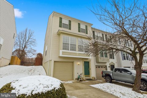 907 VAUXHALL ROAD LANDOVER MD 20785