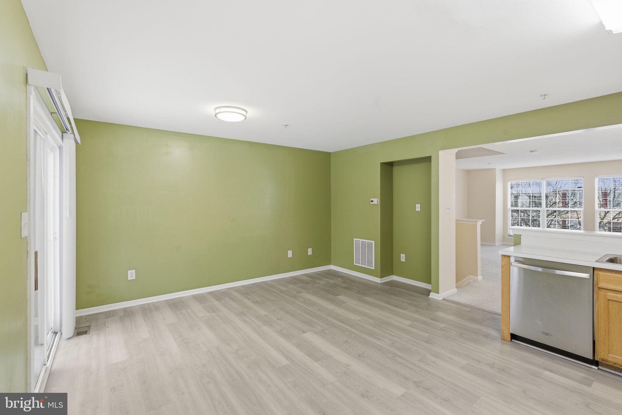 WILLOW HILLS - Residential