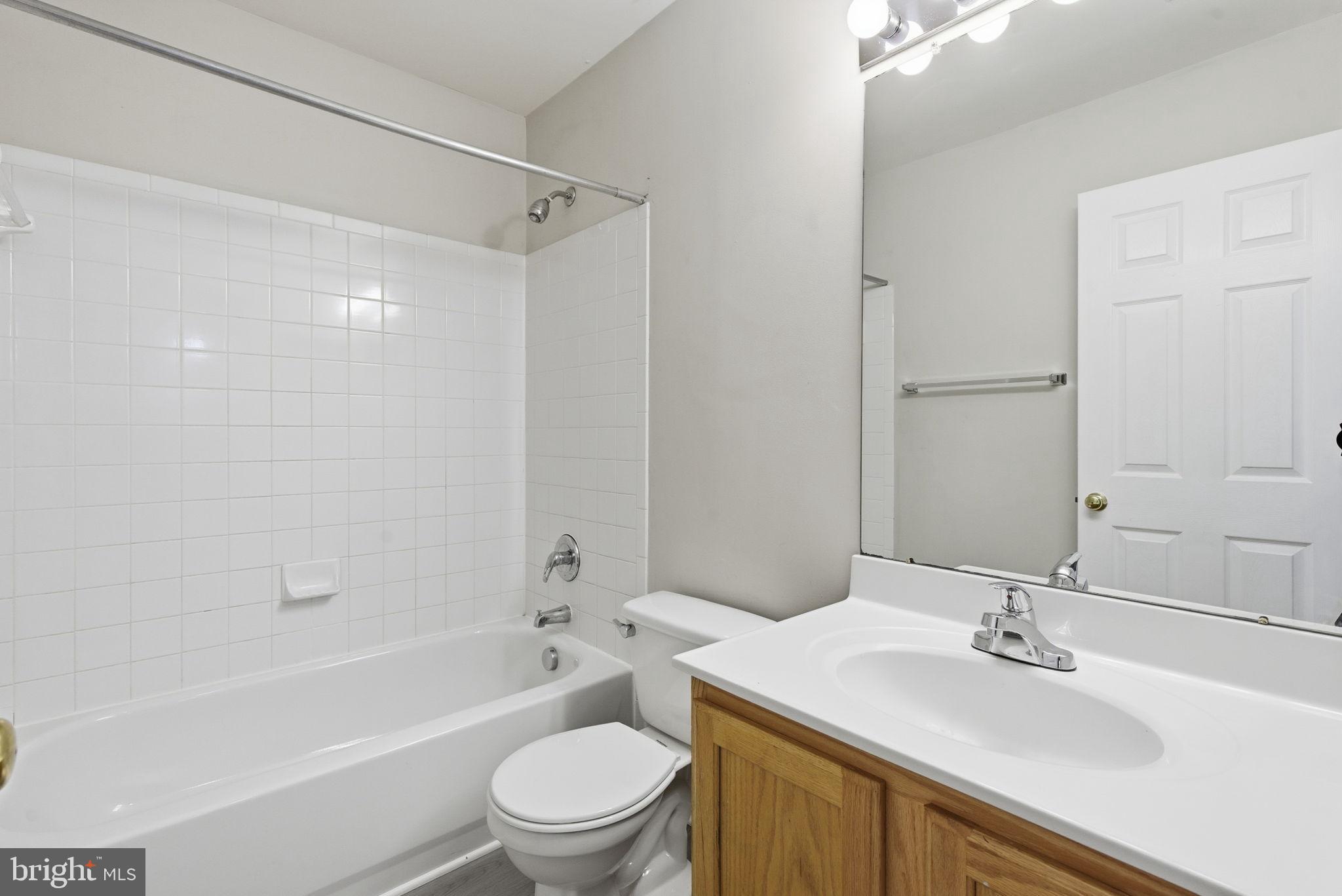 WILLOW HILLS - Residential