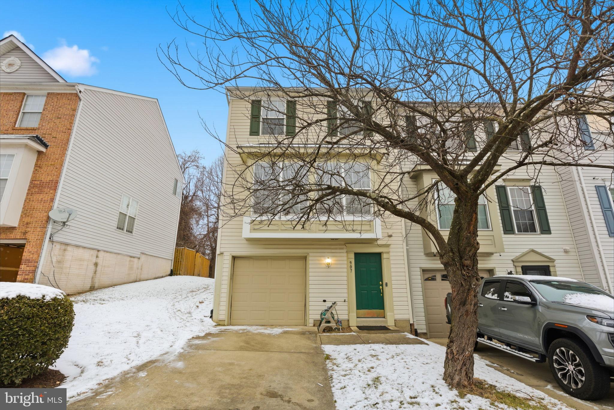 WILLOW HILLS - Residential