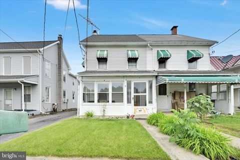 Townhouse For Sale - 437 Krumsville Road<br/> KUTZTOWN, PA 19530
