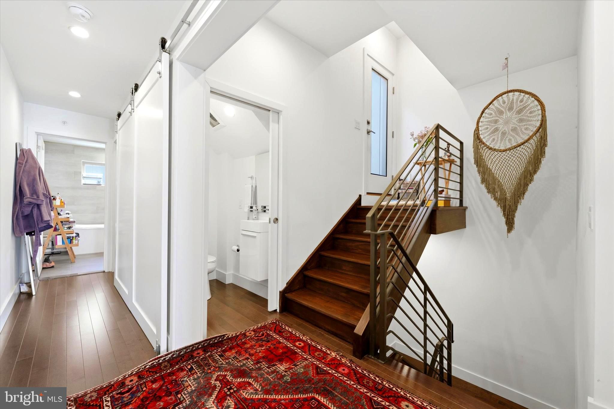 POINT BREEZE - Residential